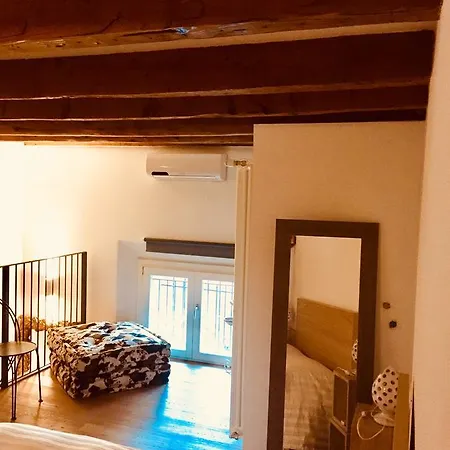 Historical And Luxury Apartmán