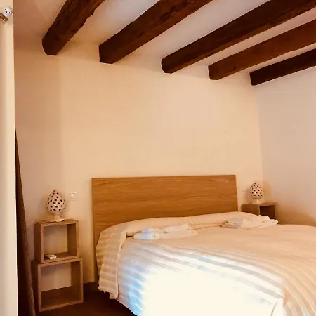 Apartment Historical And Luxury *